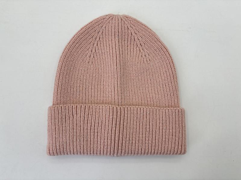 Blush roze geribbelde gebreide beanie muts met omslag