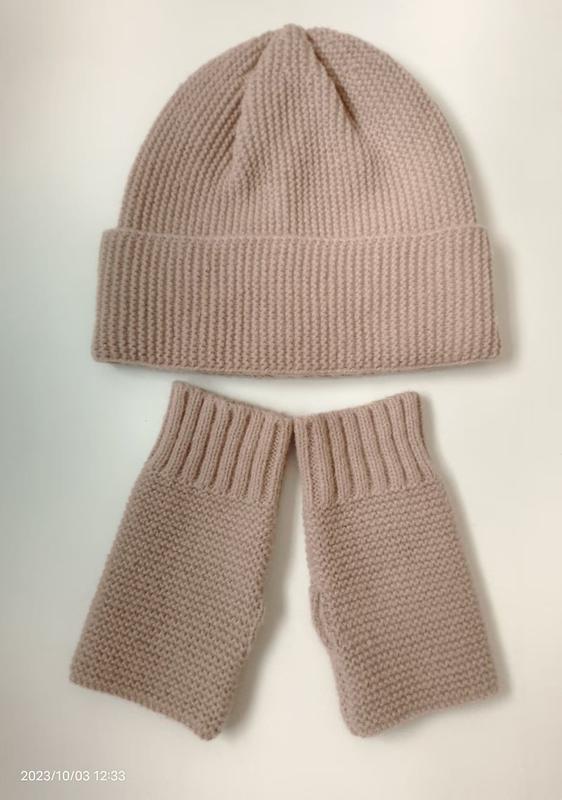 Blush roze chunky gebreide muts en vingerloze handschoenen set