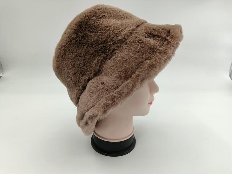 `Taupe bruine pluche nepbont bucket hat voor dames