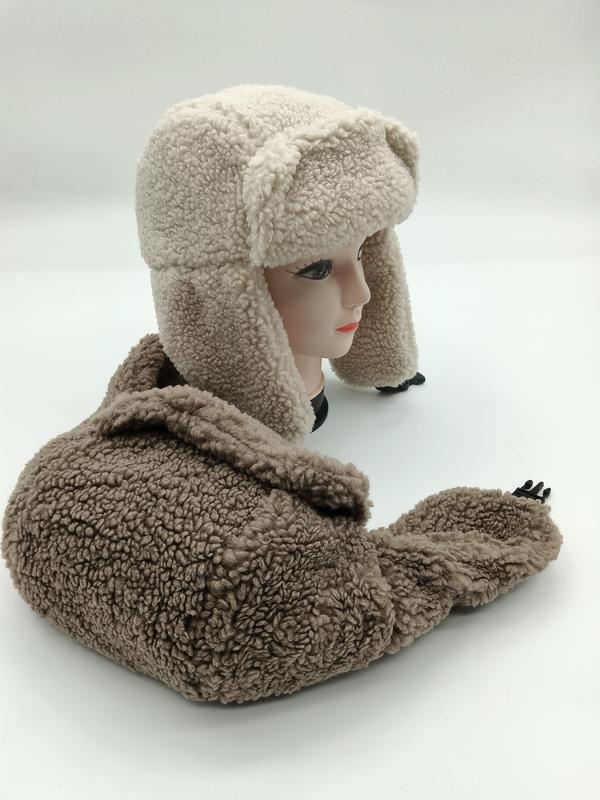 `Crème en taupe sherpa fleece trapper muts met oorflappen