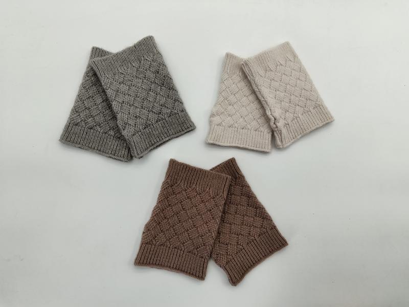  Beige & Brown