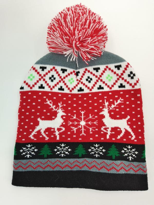 Rode Fair Isle gebreide kerstmuts met rendieren