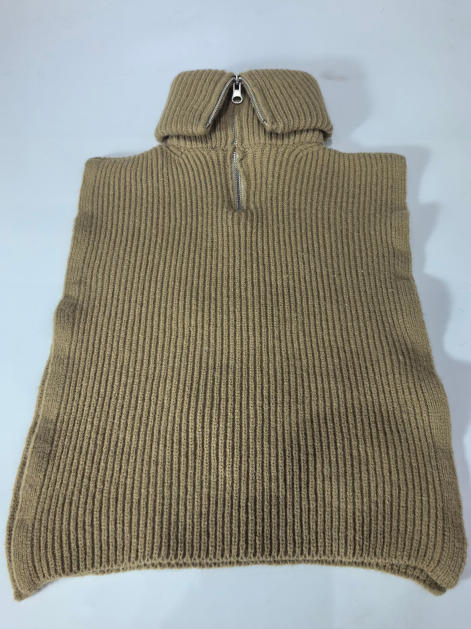 Camel ribgebreide mouwloze poncho trui vest met zilver halve rits col