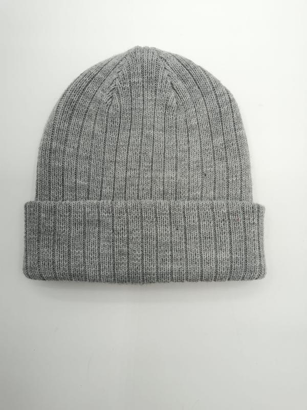 Lichtgrijze gemêleerde ribgebreide beanie met omgeslagen boord