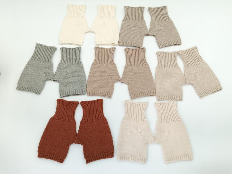 `Gebreide baby bloomers shorts set in neutrale aardetinten, 7-delig pakket voor pasgeborenen`